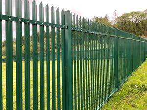Lochrin Combi SL2 - LPS1175 Issue 8 : B3 (SR2) Fencing